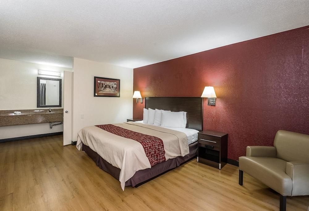 Red Roof Inn Bloomington - Normal/University Екстериор снимка