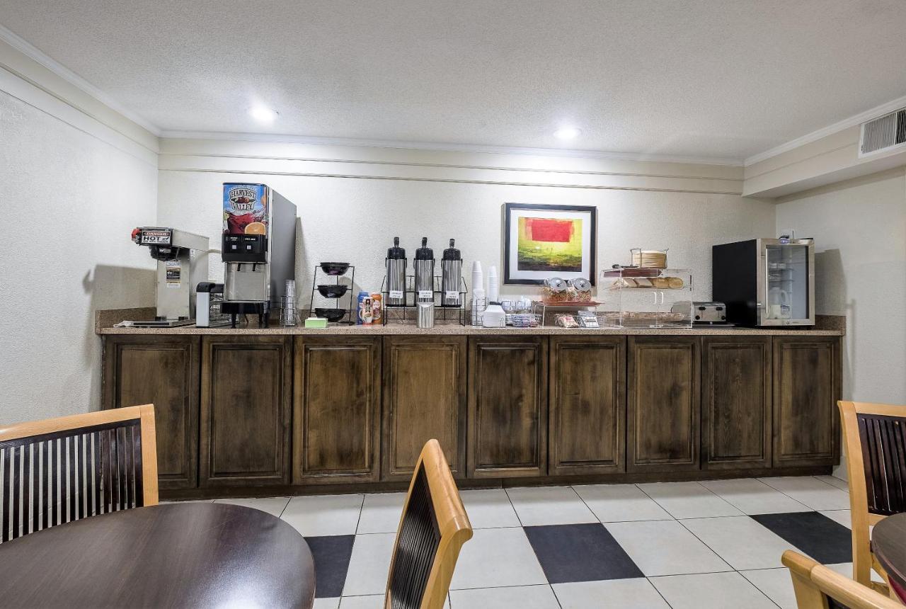 Red Roof Inn Bloomington - Normal/University Екстериор снимка