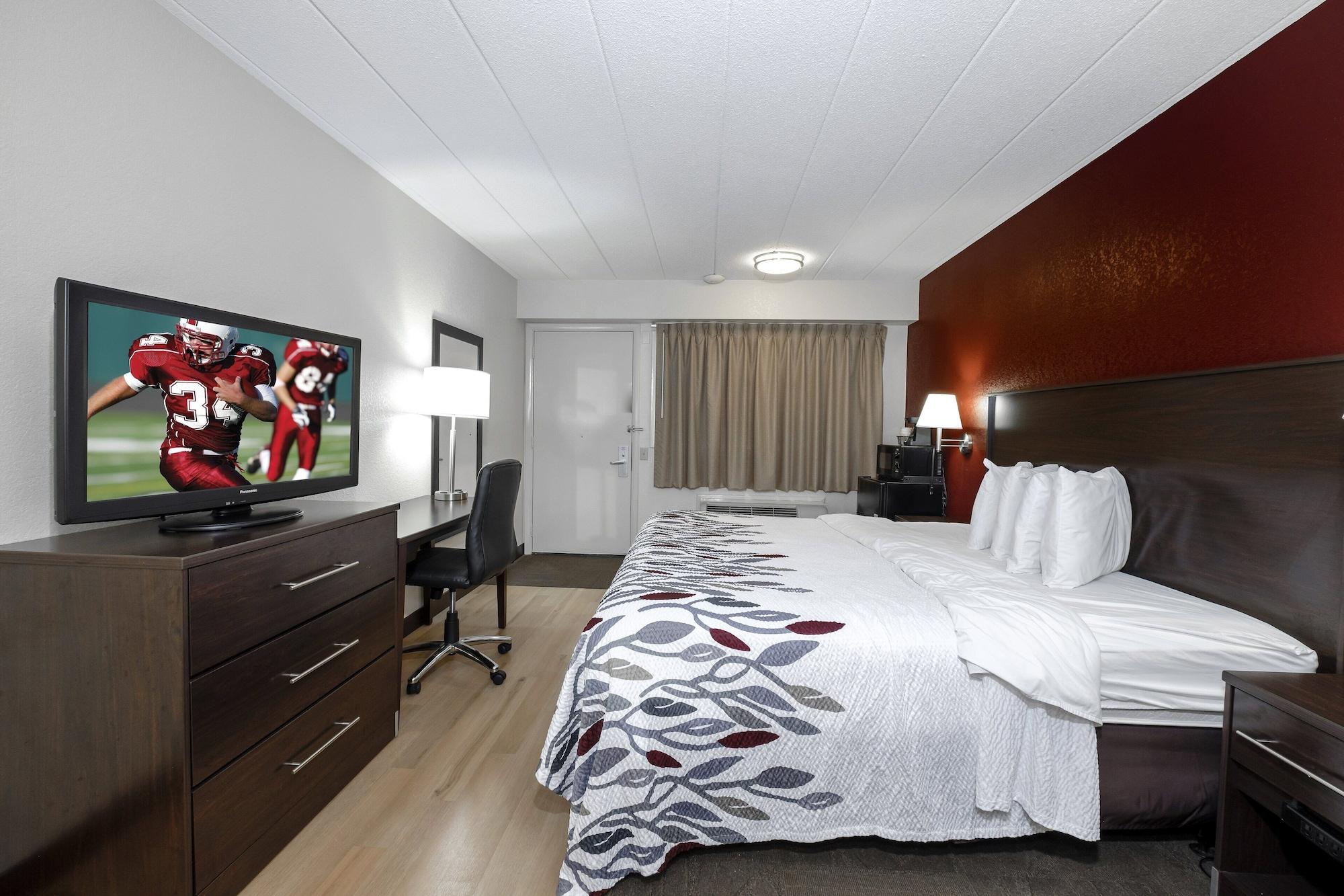 Red Roof Inn Bloomington - Normal/University Екстериор снимка