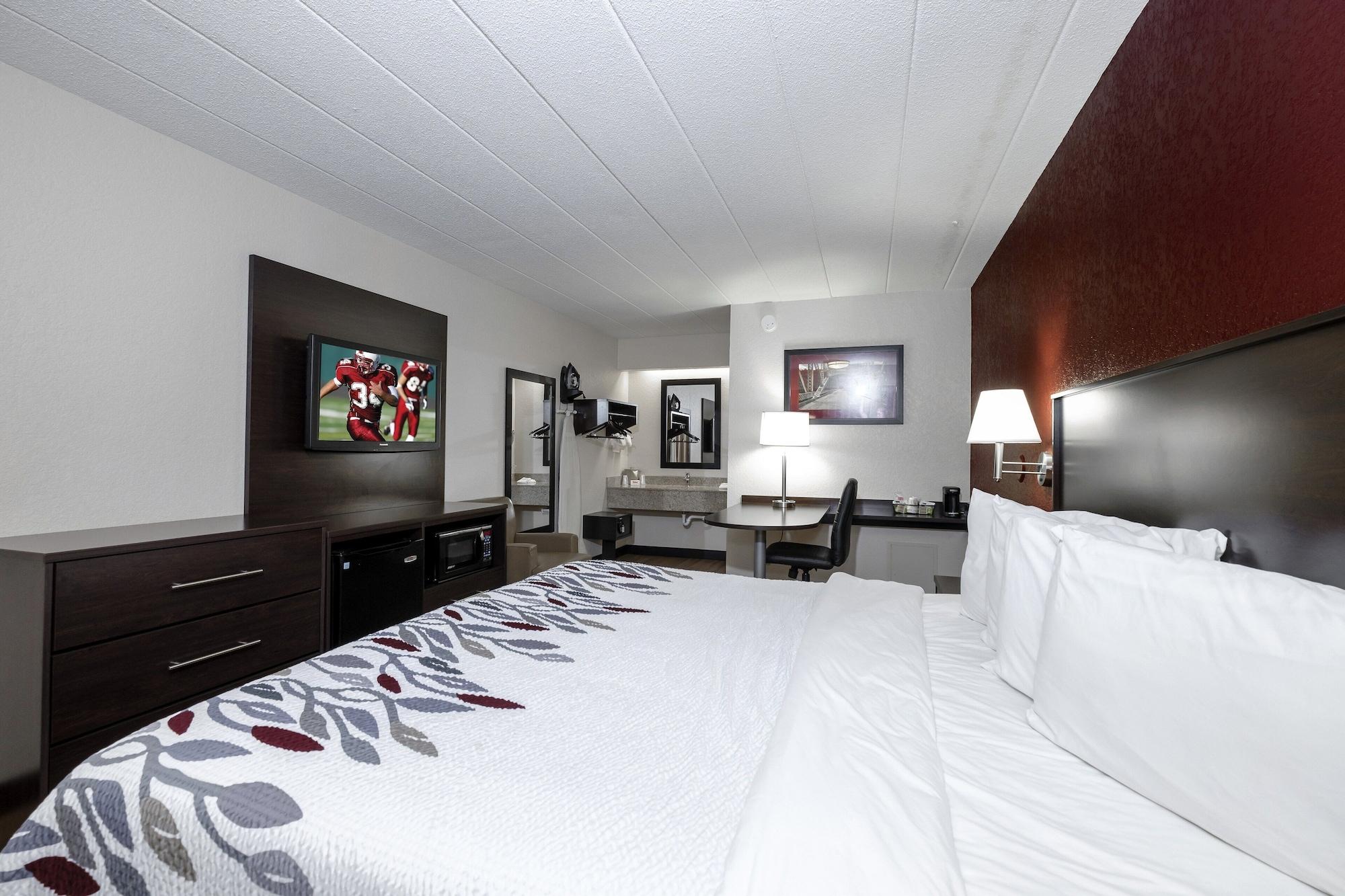 Red Roof Inn Bloomington - Normal/University Екстериор снимка